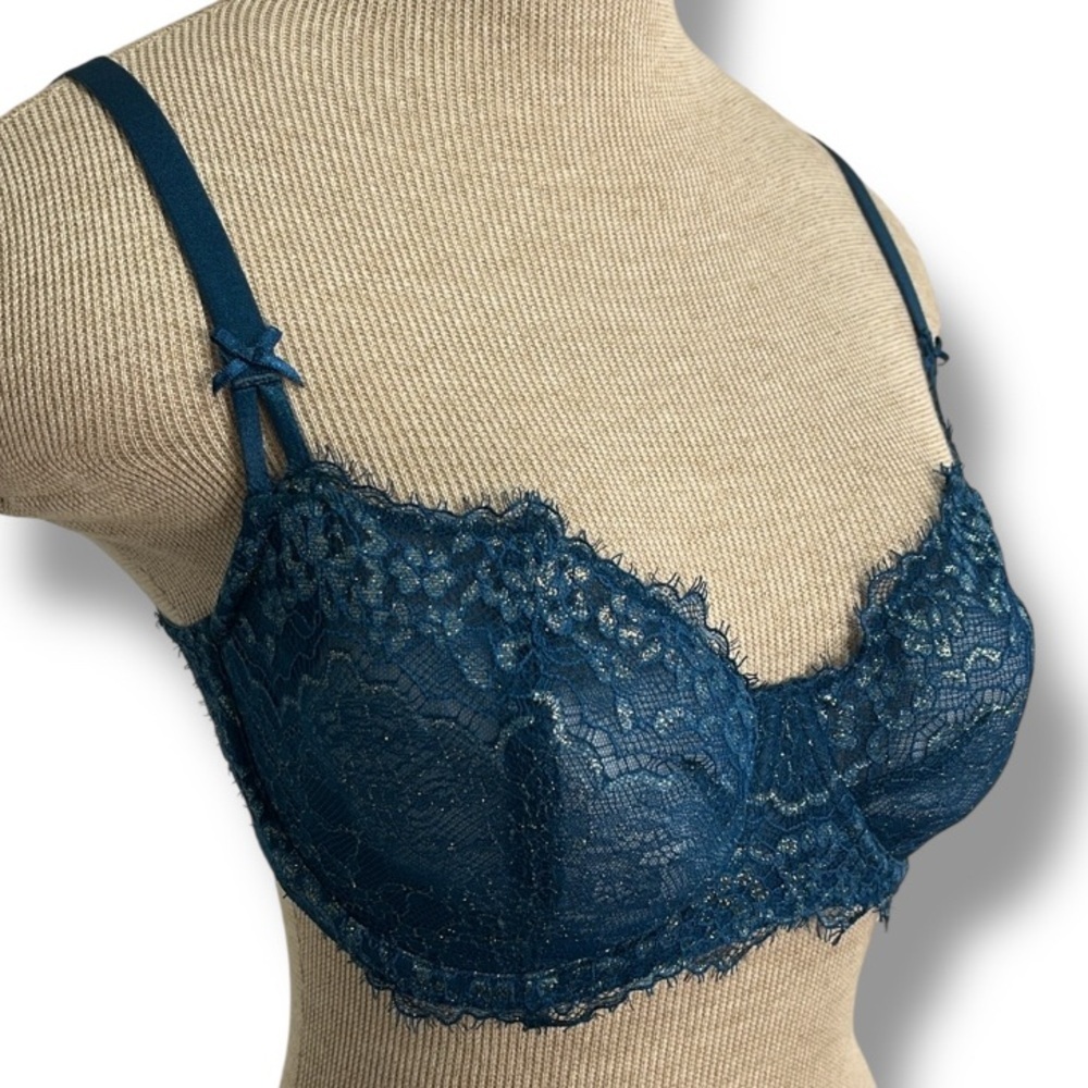 Victoria's Secret Bra Size 32DD Blue Lace Lined Classic Coverage Demi